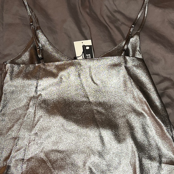 Shiny Spaghetti Strap Tank Top - Picture 2 of 4